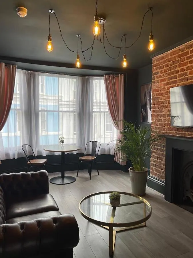 Salt Life One Bedroom Apartment 브라이턴 0*,  영국